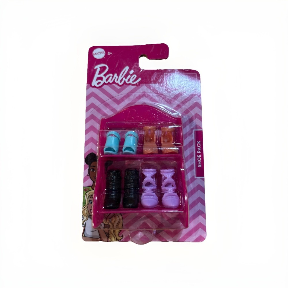 Barbie Fashion Shoes 4 Pack Doll Accessories with Pink Shelf NEW A17/A46